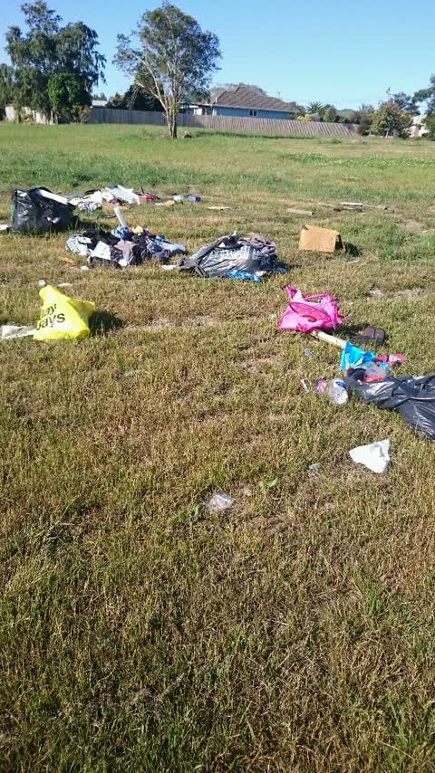 Rubbish/Recycling, a report photo