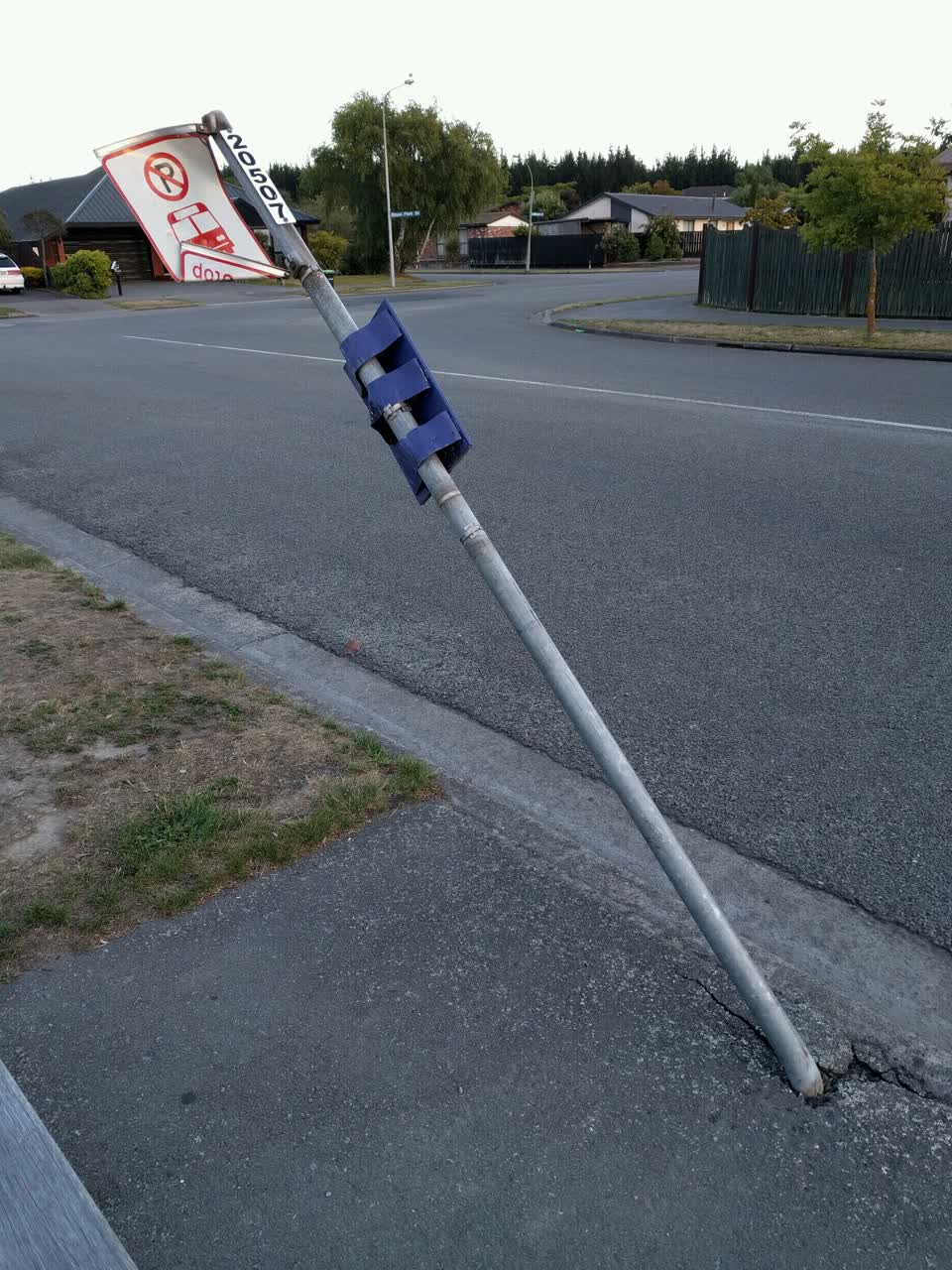 The photograph attached to this roading/streets report