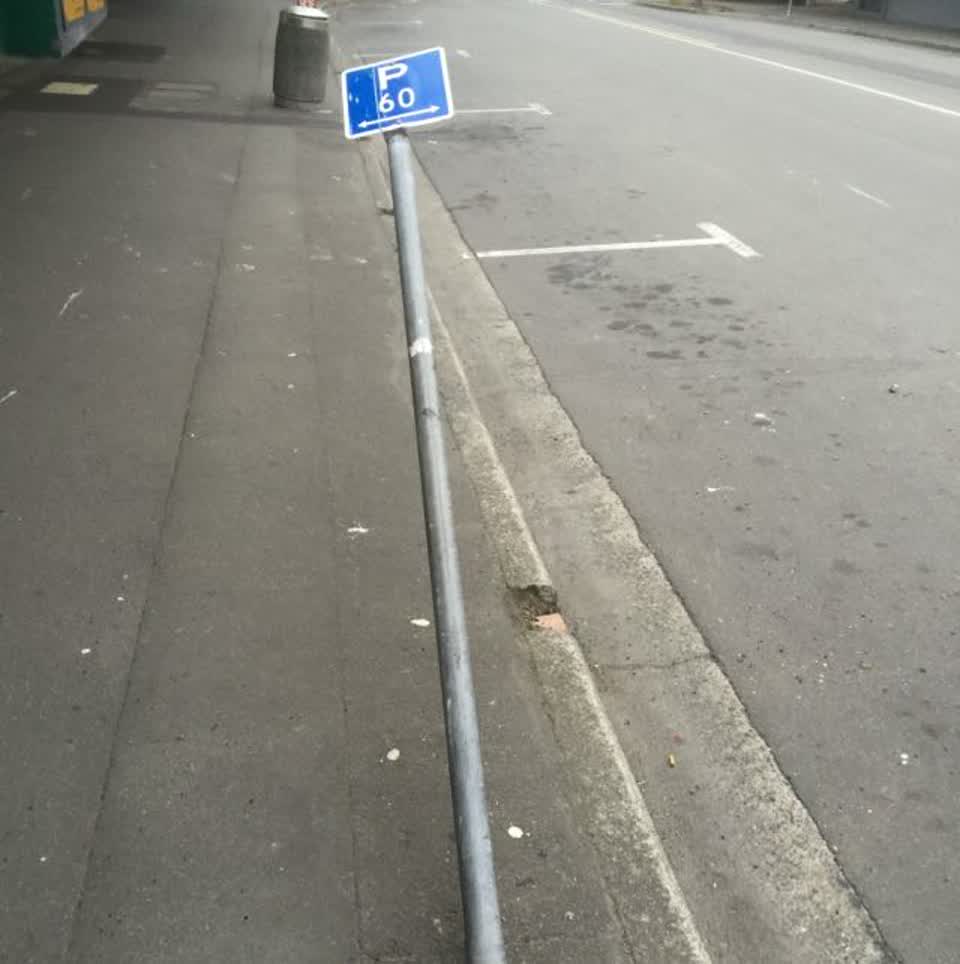 The photograph attached to this roading/streets report