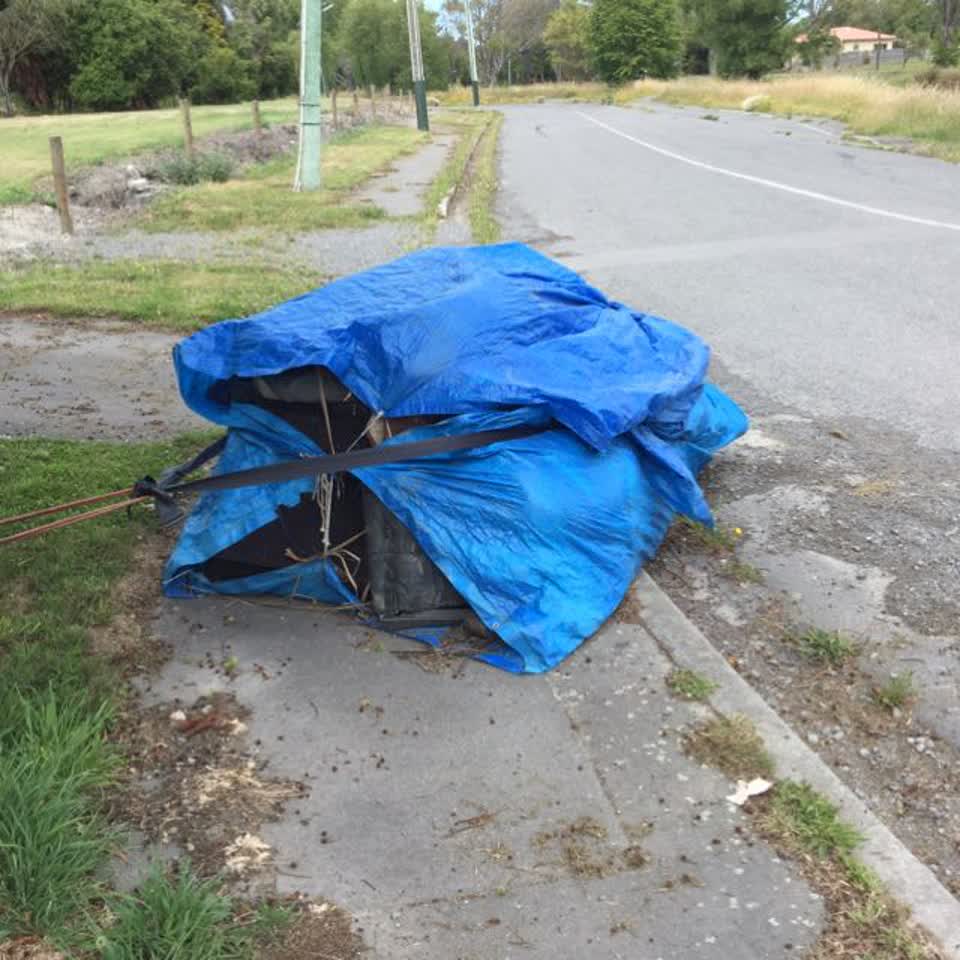 The photograph attached to this rubbish/recycling report