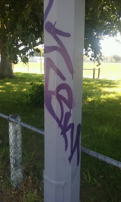 Graffiti, a report photo