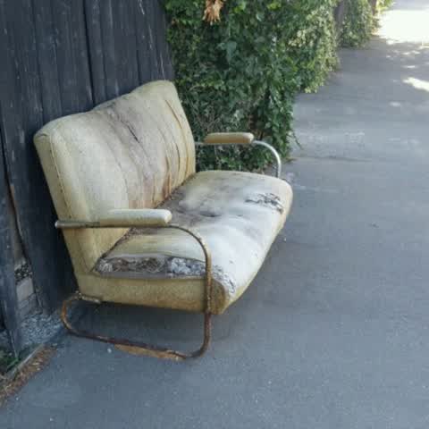 Rubbish/Recycling, a report photo