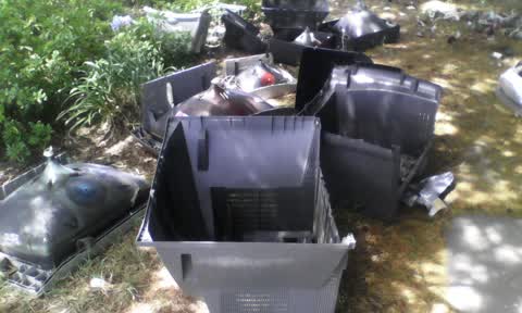 Rubbish/Recycling, a report photo