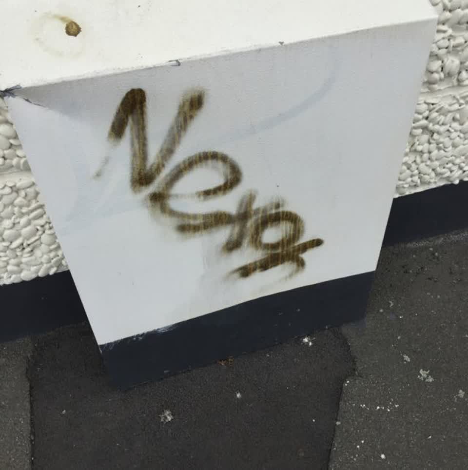 The photograph attached to this graffiti report