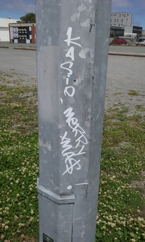 Graffiti, a report photo