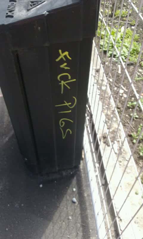 Graffiti, a report photo