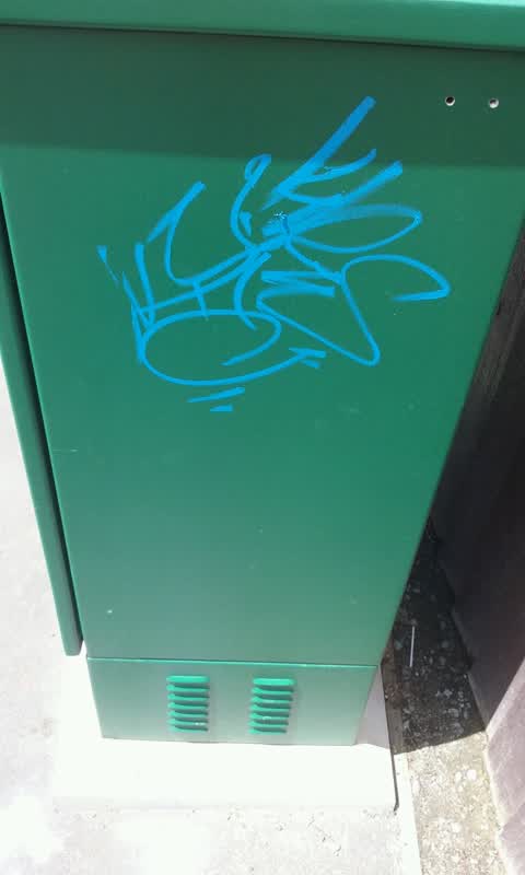Graffiti, a report photo