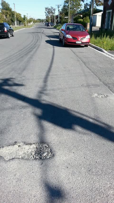 Roading/Streets, a report photo