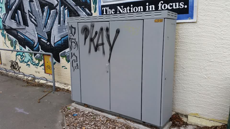 The photograph attached to this graffiti report