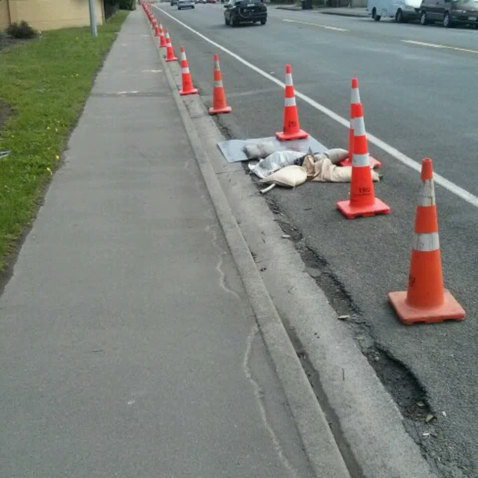 The photograph attached to this roading/streets report