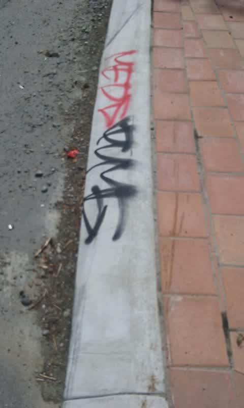 Graffiti, a report photo