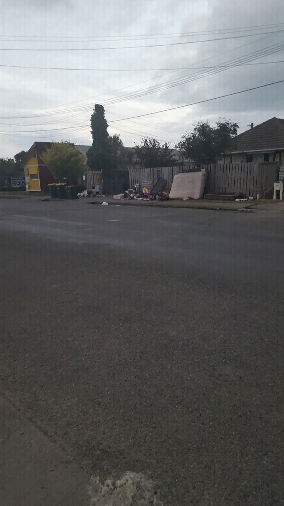 The photograph attached to this rubbish/recycling report