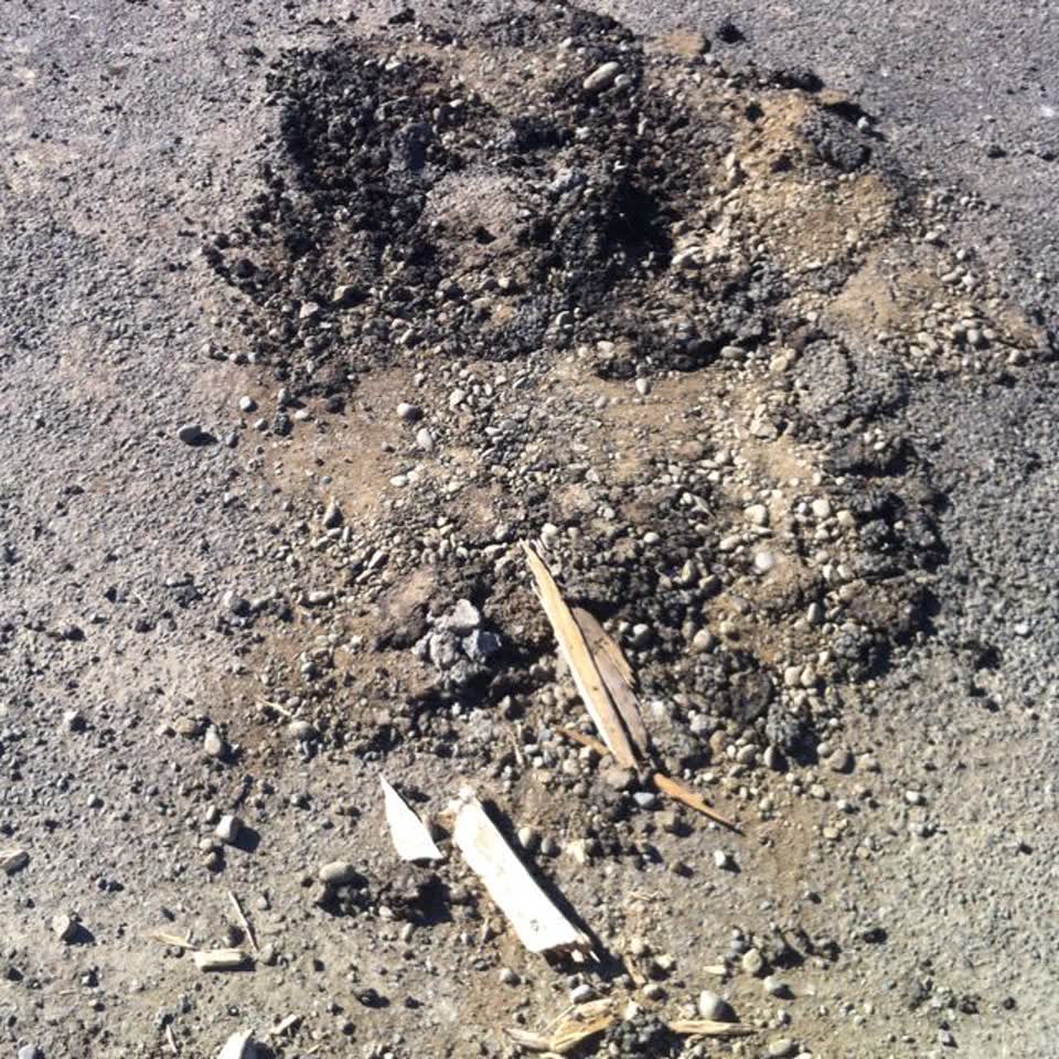 The photograph attached to this roading/streets report