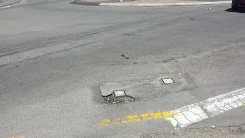 Roading/Streets, a report photo