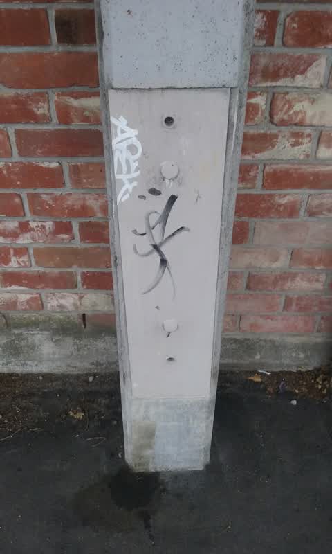 Graffiti, a report photo