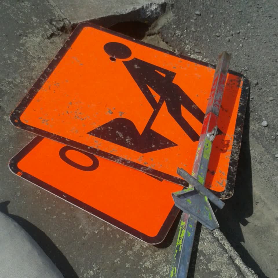 The photograph attached to this roading/streets report