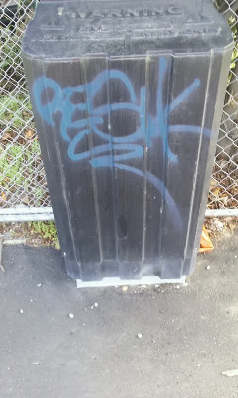 Graffiti, a report photo