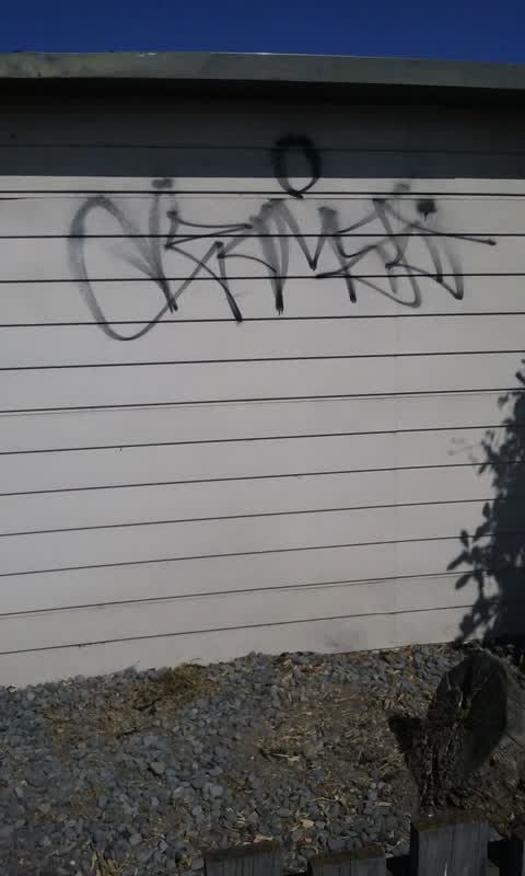 Graffiti, a report photo