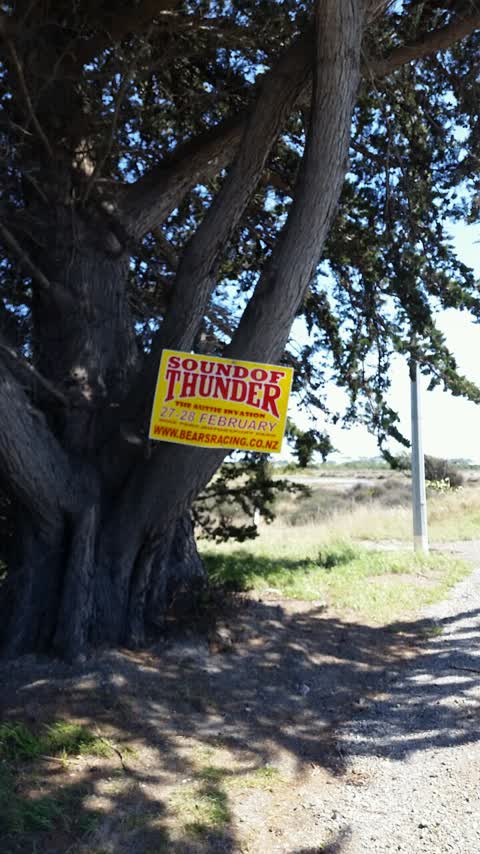 Roading/Streets, a report photo