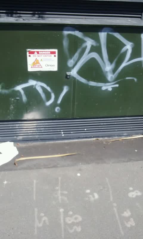 Graffiti, a report photo