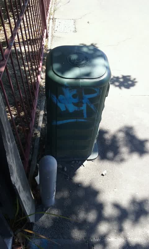 Graffiti, a report photo