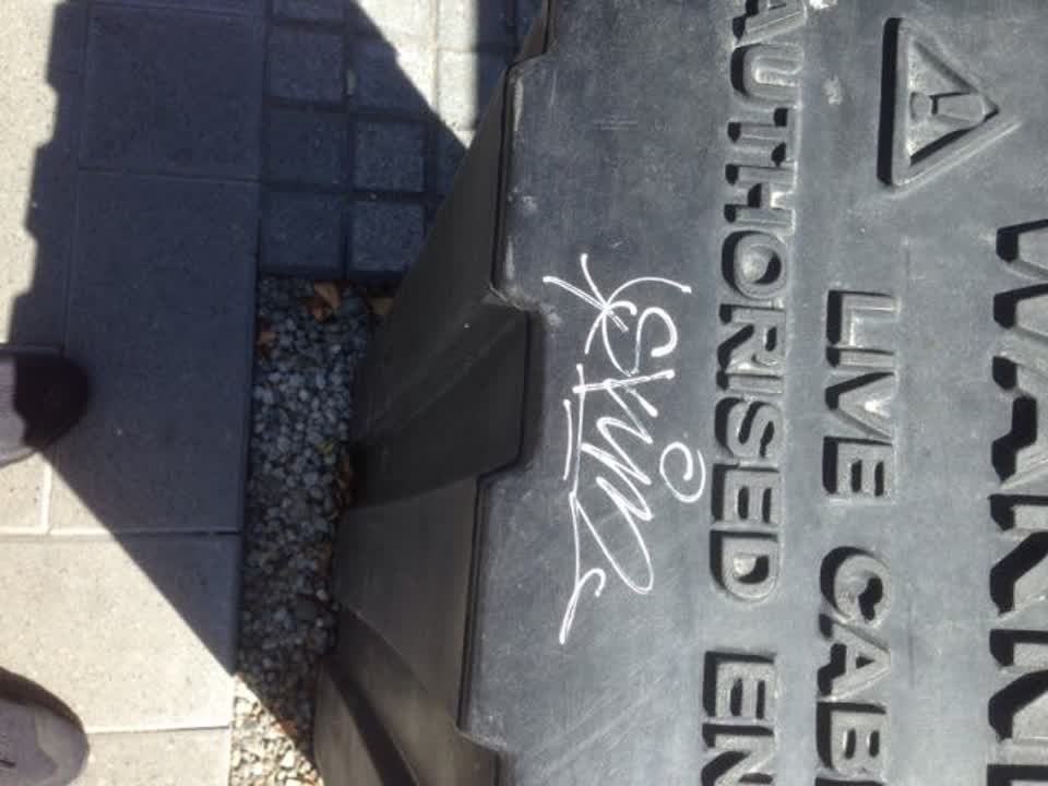 The photograph attached to this graffiti report