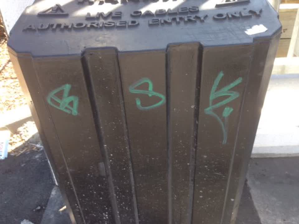 The photograph attached to this graffiti report