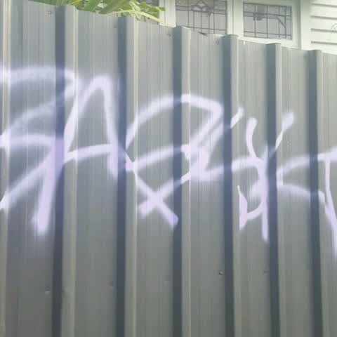 Graffiti, a report photo