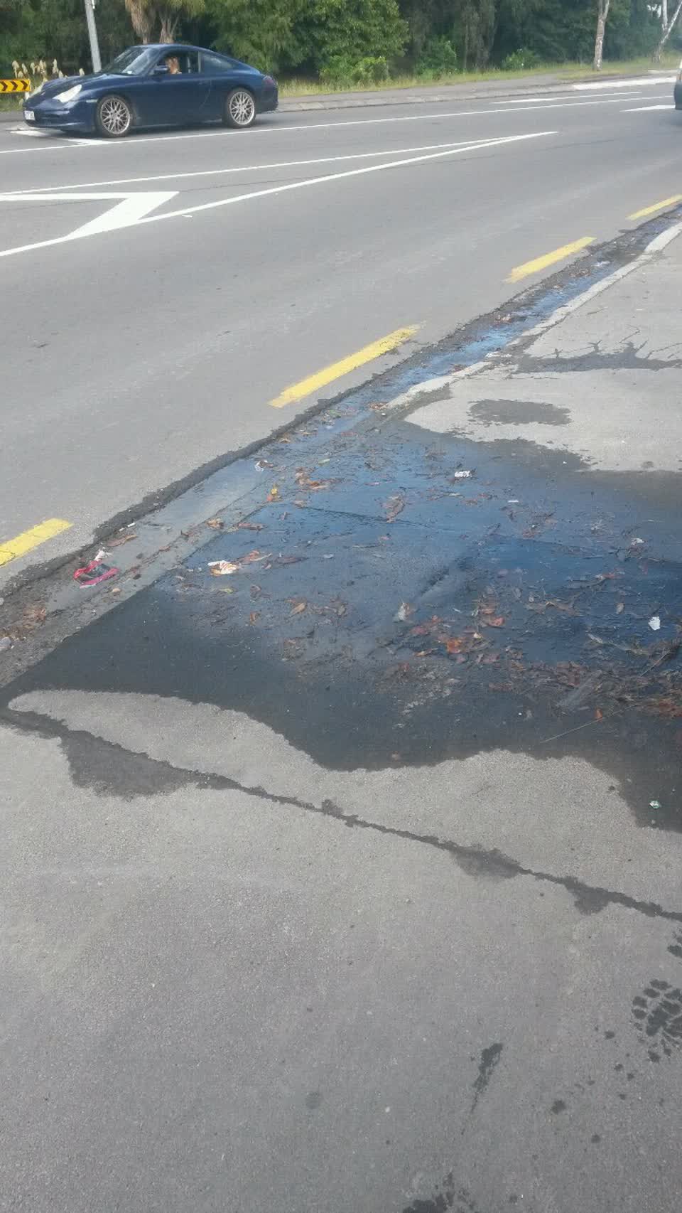 The photograph attached to this water supply report