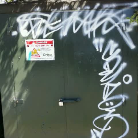 Graffiti, a report photo
