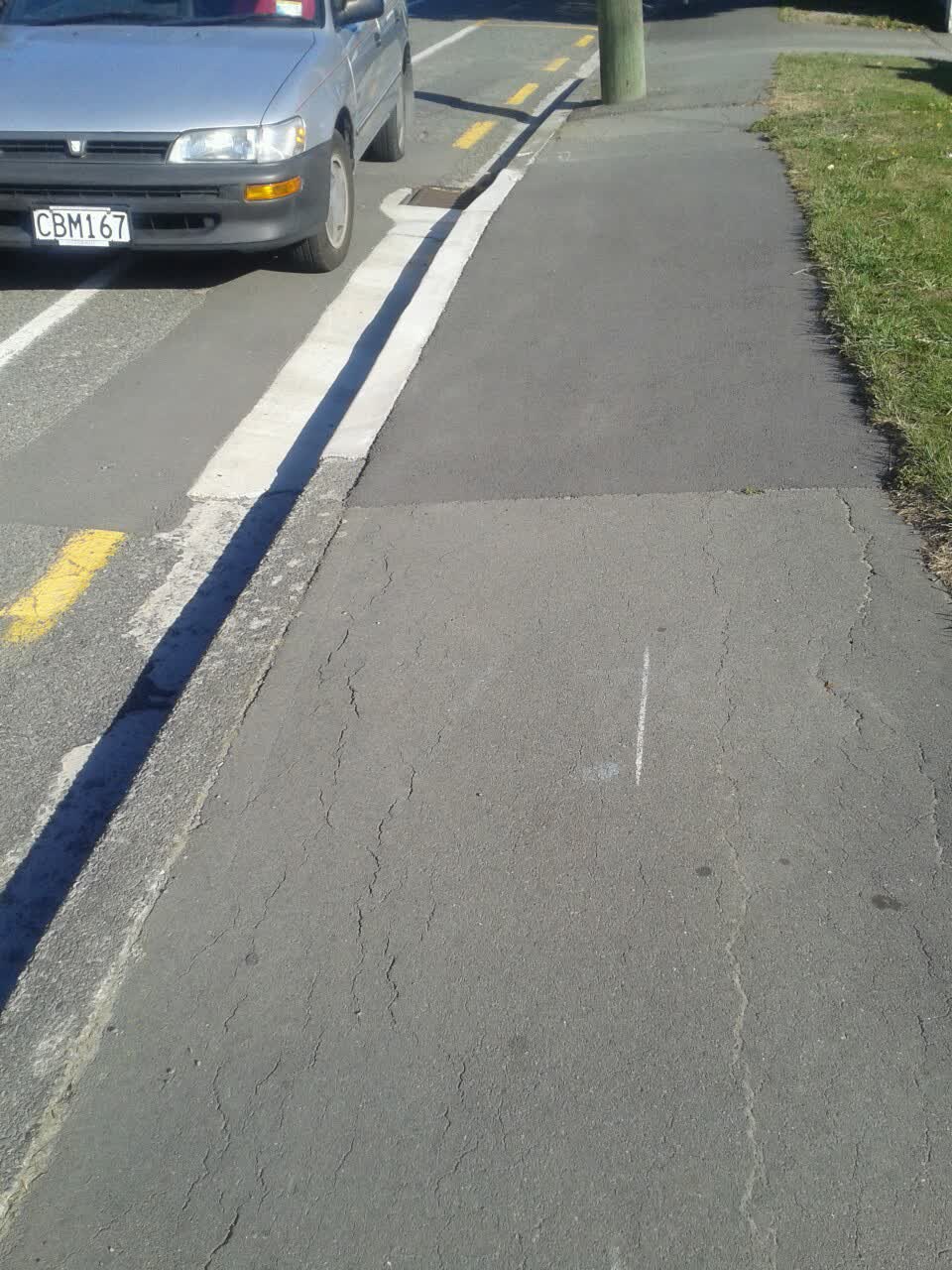 The photograph attached to this roading/streets report