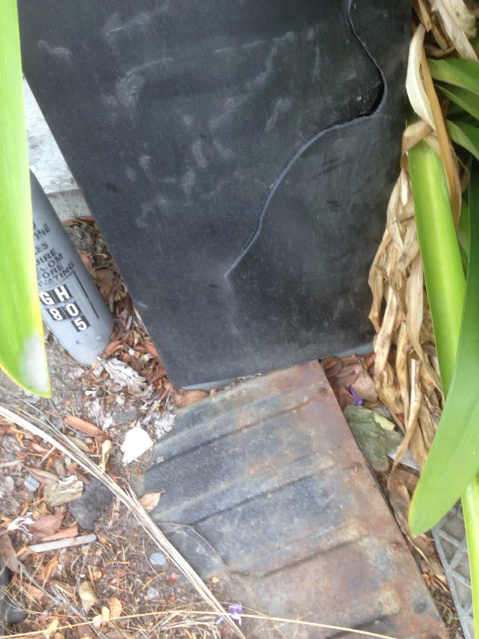 The photograph attached to this roading/streets report