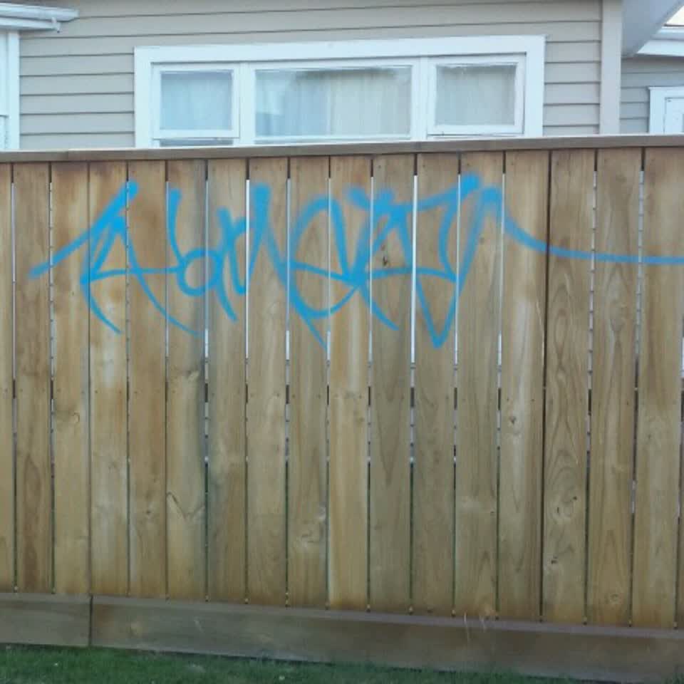 The photograph attached to this graffiti report