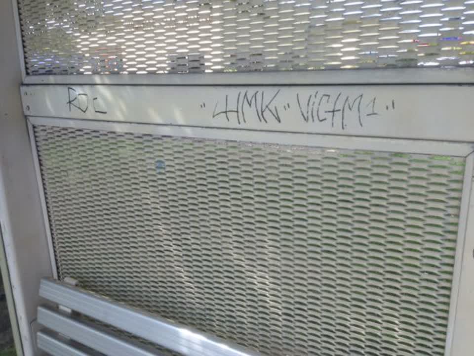 The photograph attached to this graffiti report