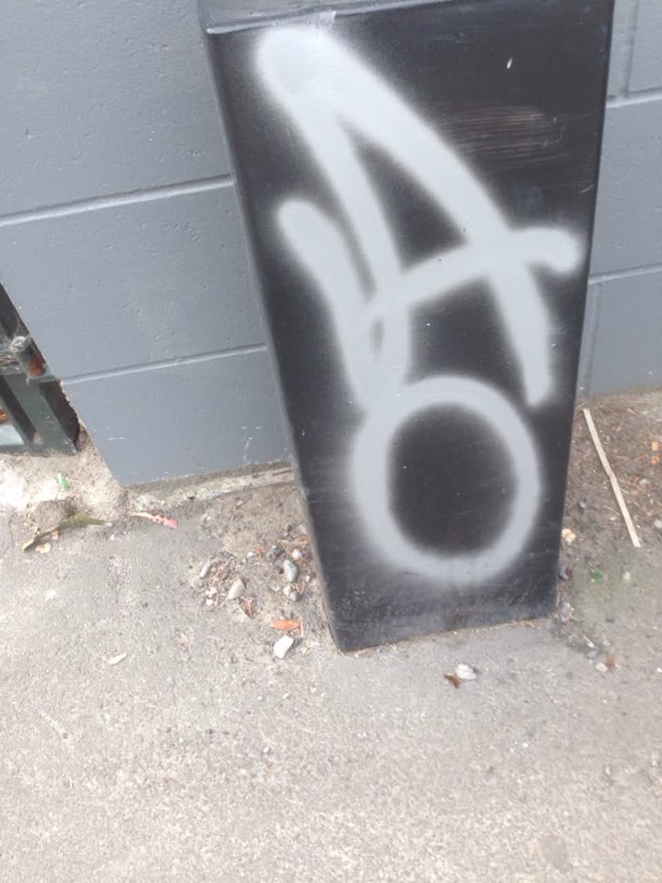 The photograph attached to this graffiti report