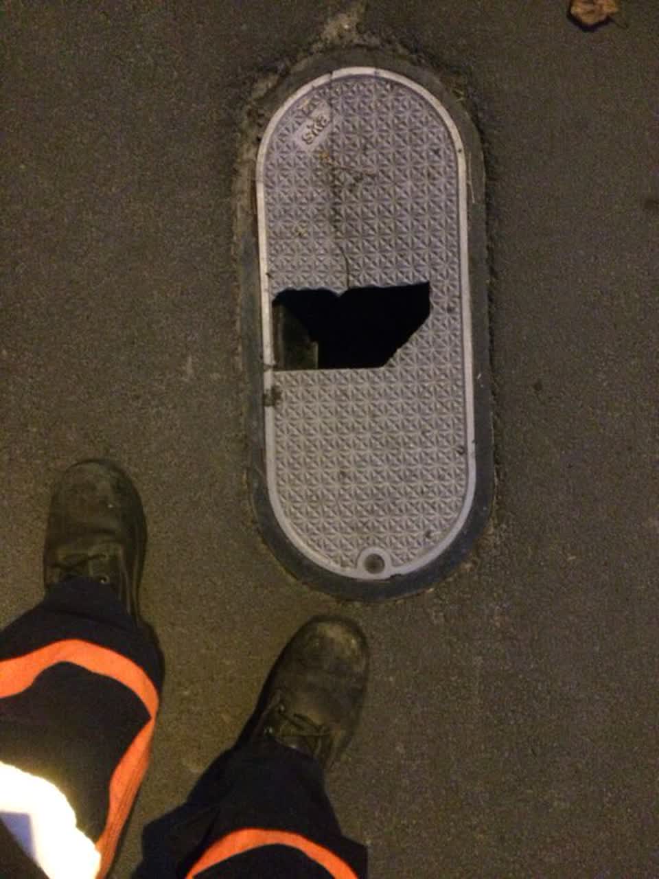 The photograph attached to this roading/streets report