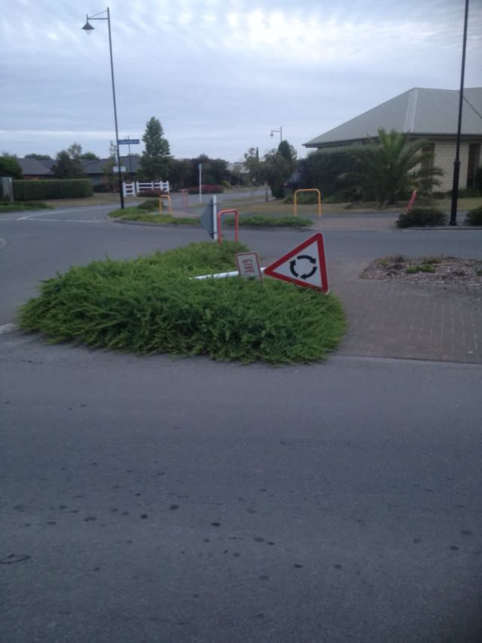 The photograph attached to this roading/streets report