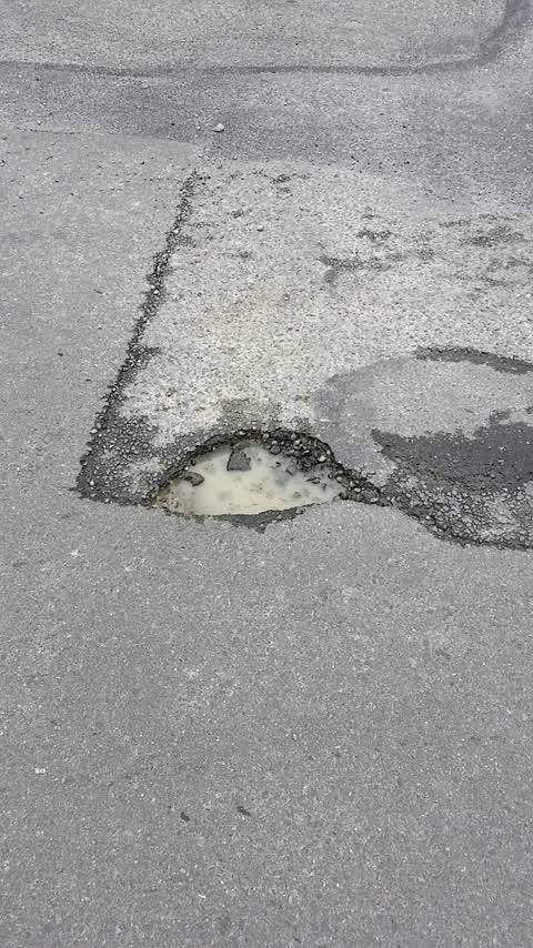 Roading/Streets, a report photo