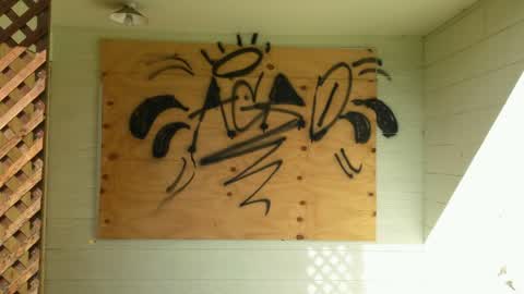 Graffiti, a report photo