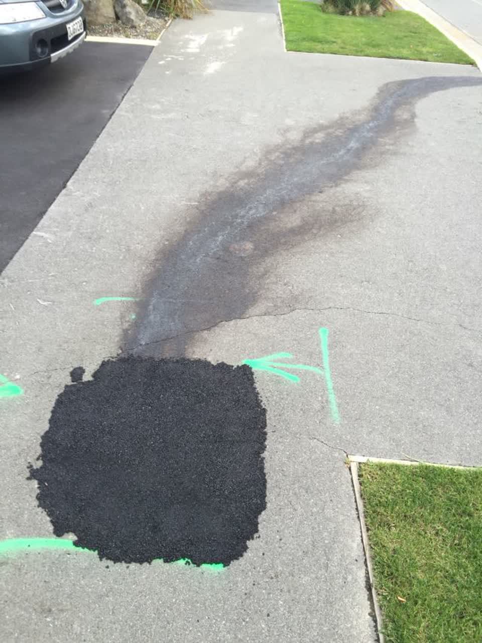 The photograph attached to this roading/streets report
