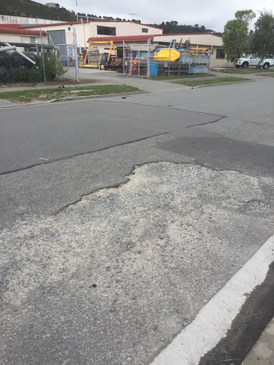The photograph attached to this roading/streets report