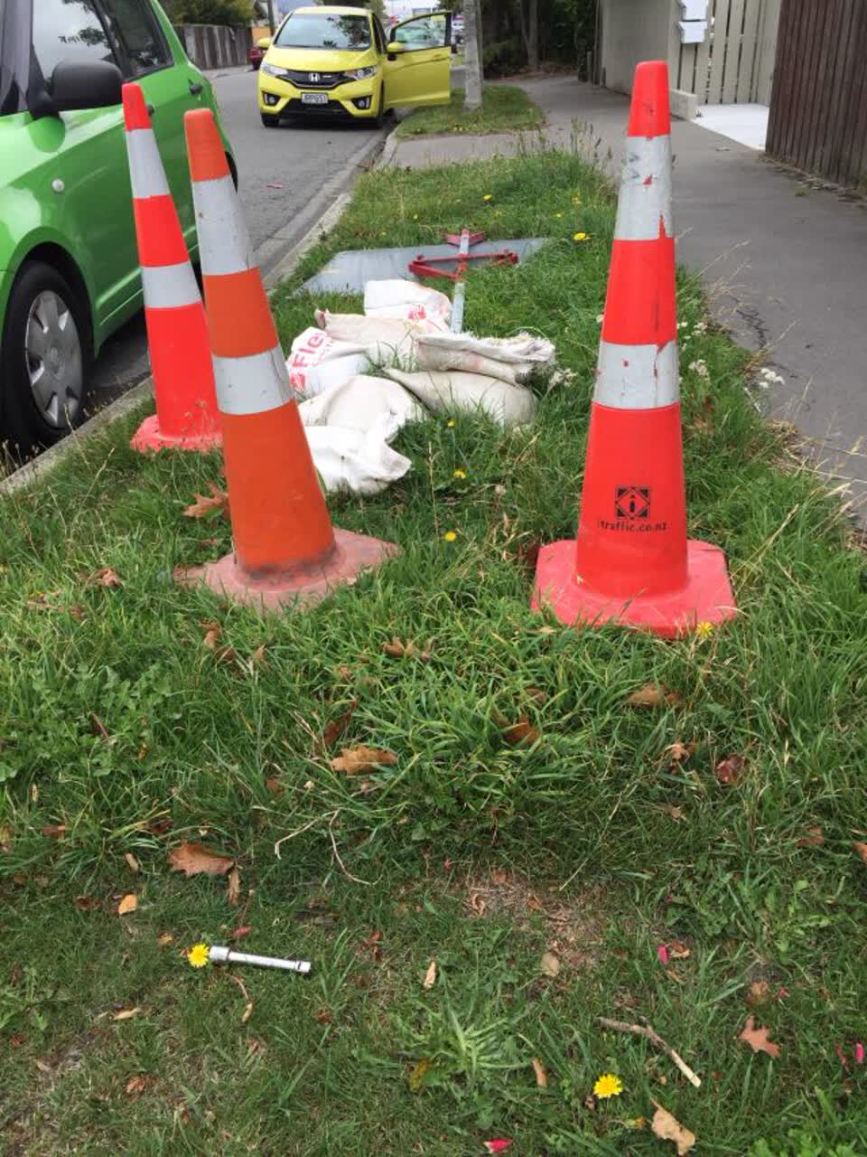 The photograph attached to this roading/streets report