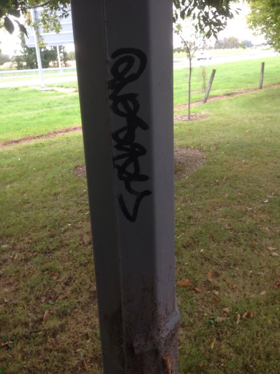 The photograph attached to this graffiti report