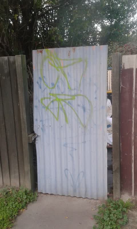 Graffiti, a report photo