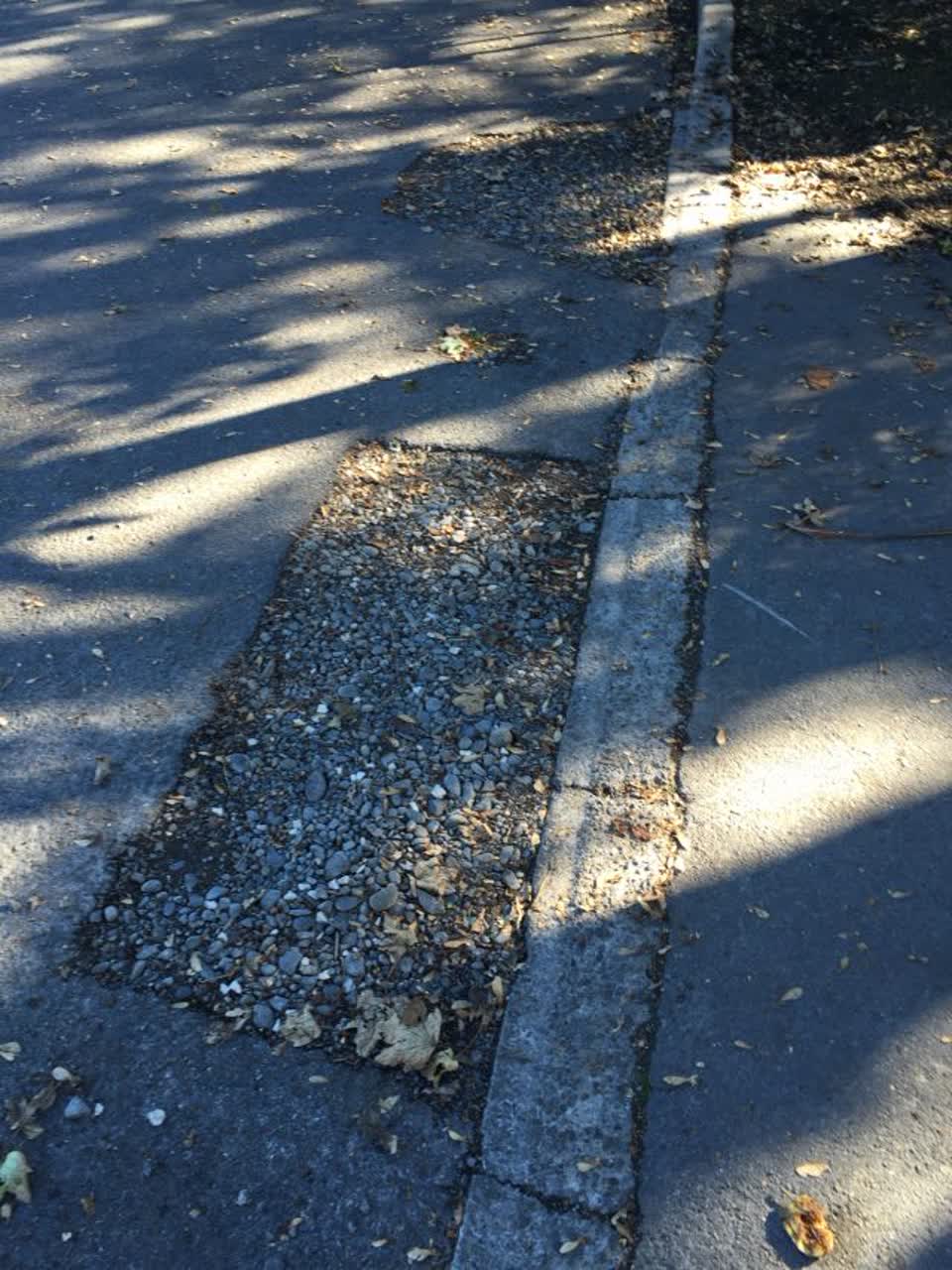 The photograph attached to this roading/streets report