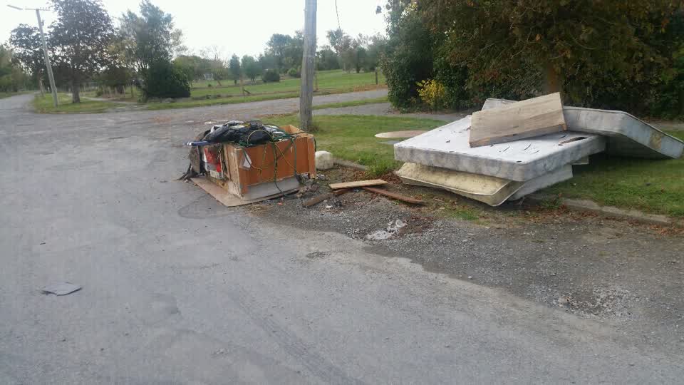 The photograph attached to this roading/streets report