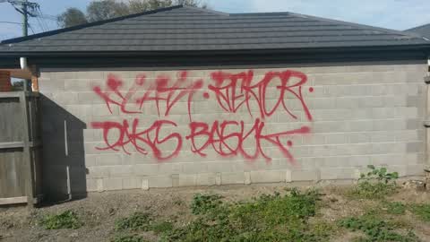 Graffiti, a report photo