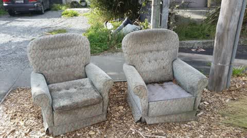 Rubbish/Recycling, a report photo