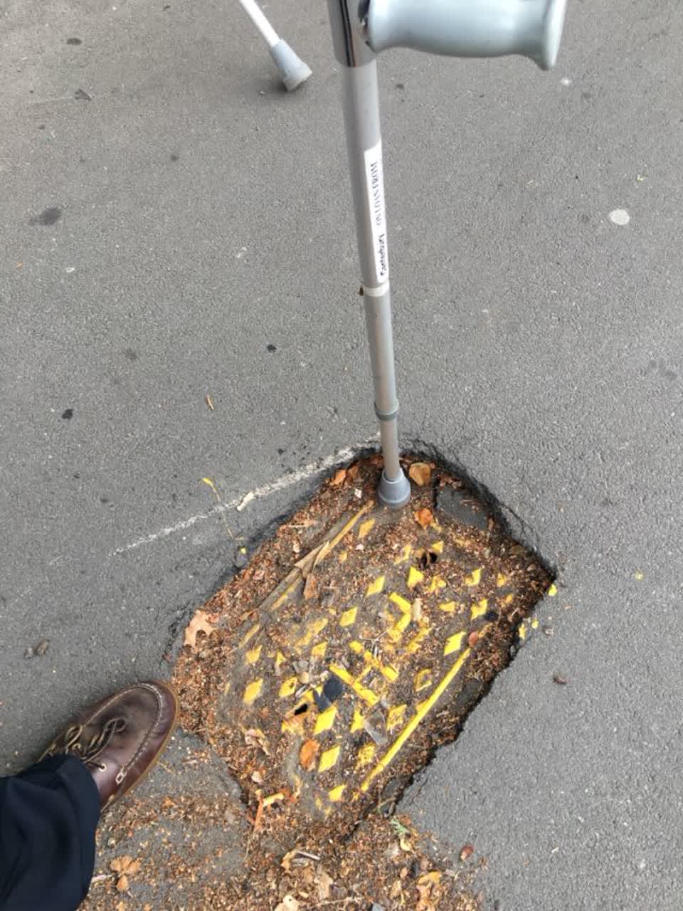 The photograph attached to this roading/streets report