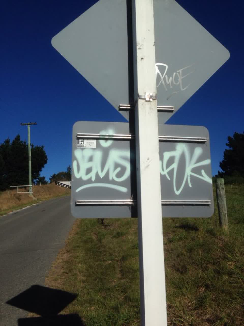 The photograph attached to this graffiti report